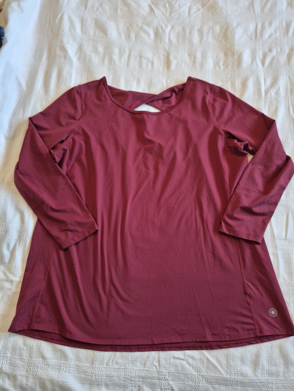 Fullbeauty Sport maroon women's 22/24 long sleeve shirt back cut out VGUC